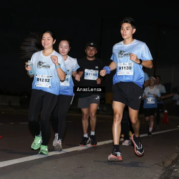 Runner Photo 2296110