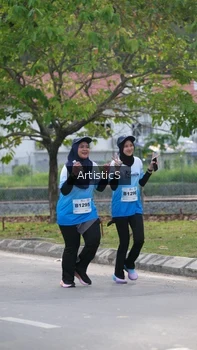 Runner Photo 2296449
