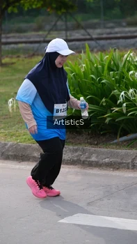 Runner Photo 2296843