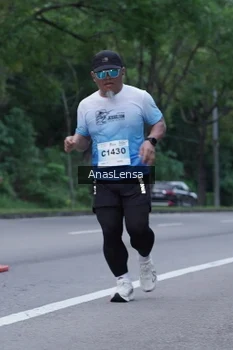 Runner Photo 2297572