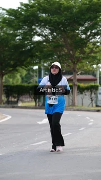 Runner Photo 2298045