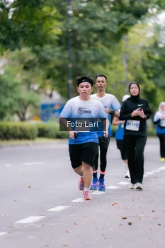 Runner Photo 2299490