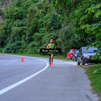 Runner Photo 2300188