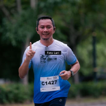 Runner Photo 2300952