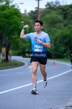 Runner Photo 2301868