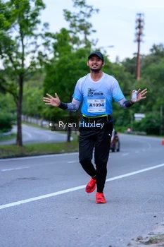 Runner Photo 2302044
