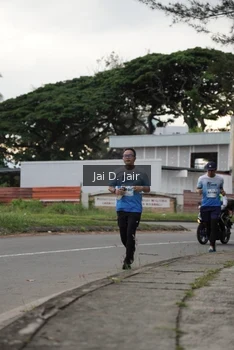 Runner Photo 2302149