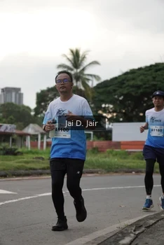 Runner Photo 2302197
