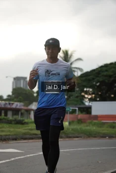 Runner Photo 2302234
