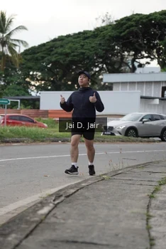Runner Photo 2303011
