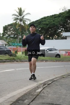 Runner Photo 2303023