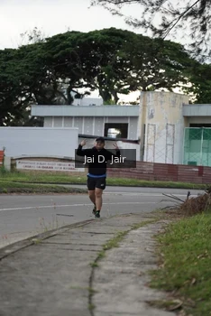 Runner Photo 2304501