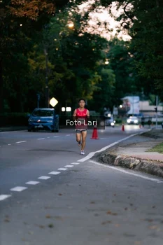Runner Photo 2305063