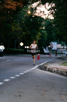Runner Photo 2305094