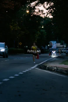 Runner Photo 2305243