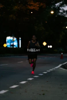 Runner Photo 2305419