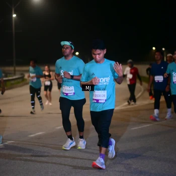 Runner Photo 2305421