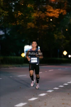 Runner Photo 2305474
