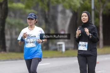 Runner Photo 2309009