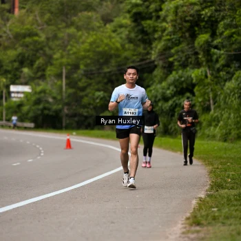Runner Photo 2310103