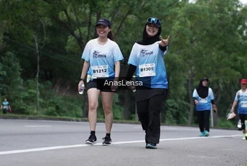 Runner Photo 2312359