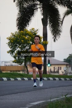 Runner Photo 2319500