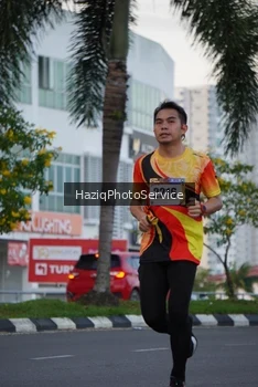 Runner Photo 2319650