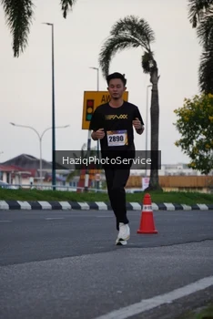 Runner Photo 2320051