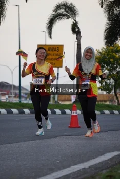 Runner Photo 2320077