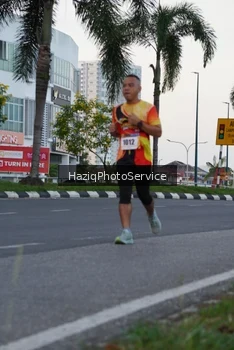 Runner Photo 2320143