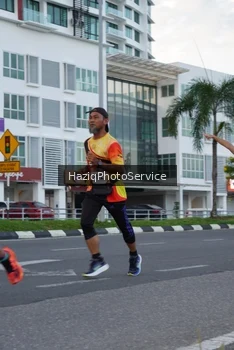 Runner Photo 2320253