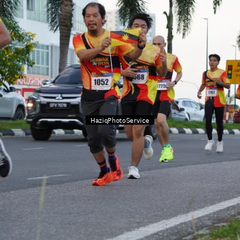 Runner Photo 2321124