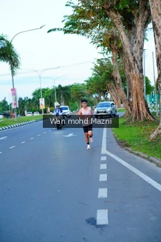 Runner Photo 2322492