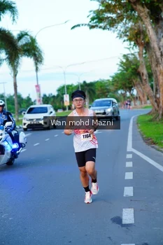 Runner Photo 2322517