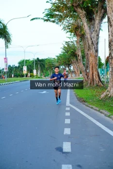 Runner Photo 2322520