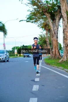 Runner Photo 2322590