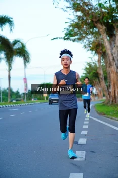 Runner Photo 2322597