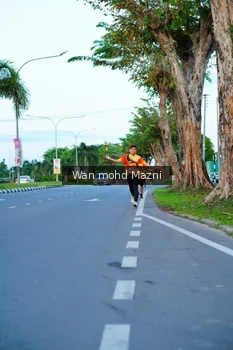 Runner Photo 2322619