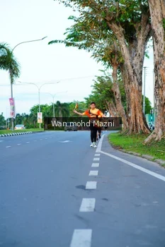 Runner Photo 2322621