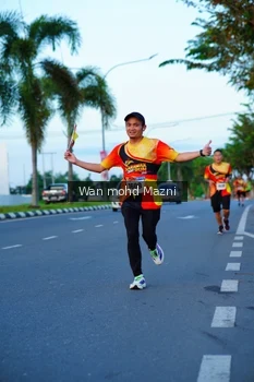 Runner Photo 2322645