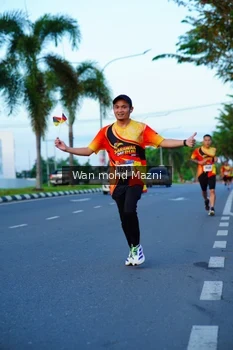 Runner Photo 2322647