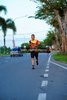 Runner Photo 2322658