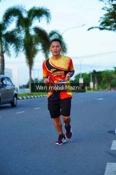 Runner Photo 2322668