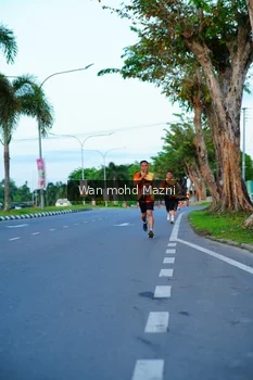 Runner Photo 2322679