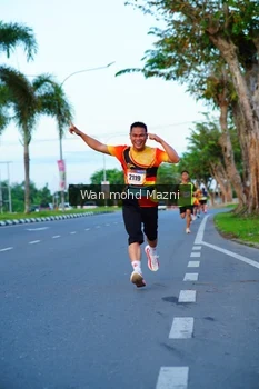 Runner Photo 2322709