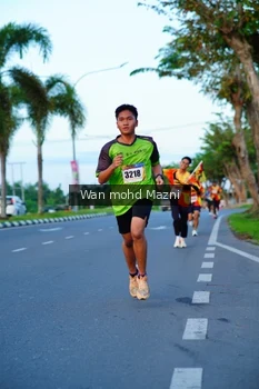 Runner Photo 2322724