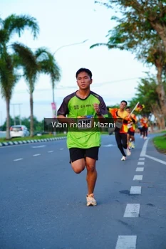 Runner Photo 2322727