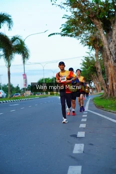 Runner Photo 2322749