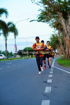 Runner Photo 2322751