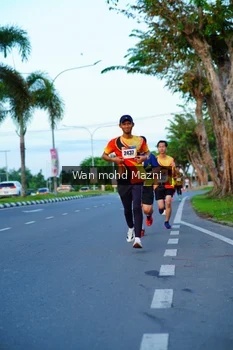 Runner Photo 2322753